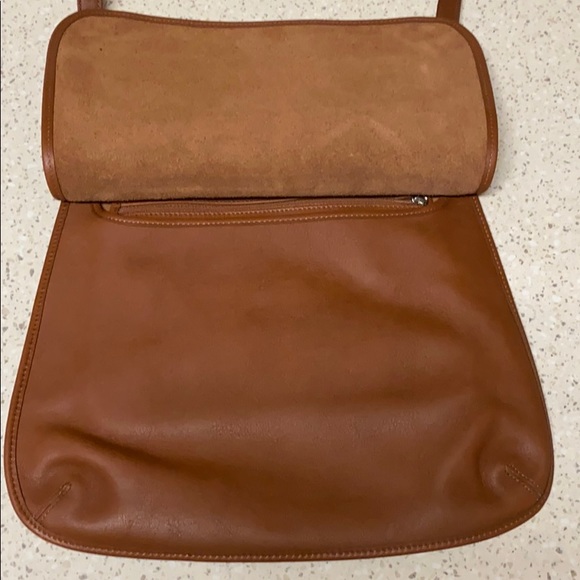 Vintage Coach Hippie Flap Leather Crossbody Bag - Picture 3 of 10